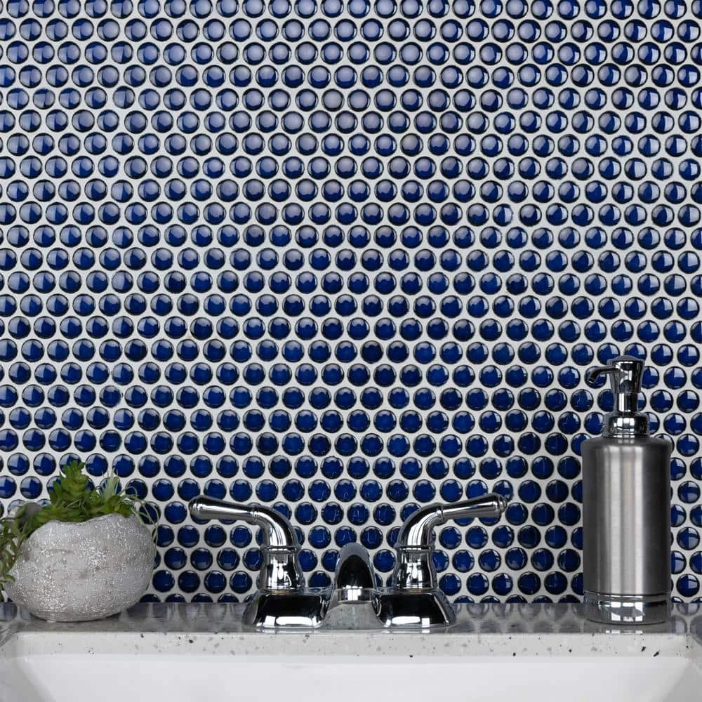 Hudson Penny Round Blue Eye 12 in. x 12-5/8 in. x 5 mm Porcelain Mosaic Tile (10.74 sq. ft. / case) by Merola Tile - Image 2
