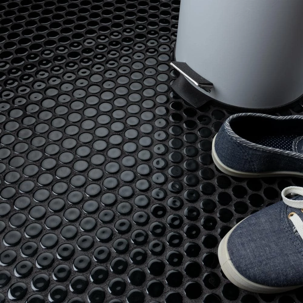 Hudson Penny Round Glossy Black 12 in. x 12-5/8 in. x 5 mm Porcelain Mosaic Tile (10.74 sq. ft. / case) by Merola Tile - Image 10