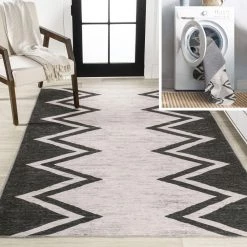 Siksak Modern Chevron Border Ivory/Black 4 ft. x 6 ft. Area Rug by JONATHAN Y