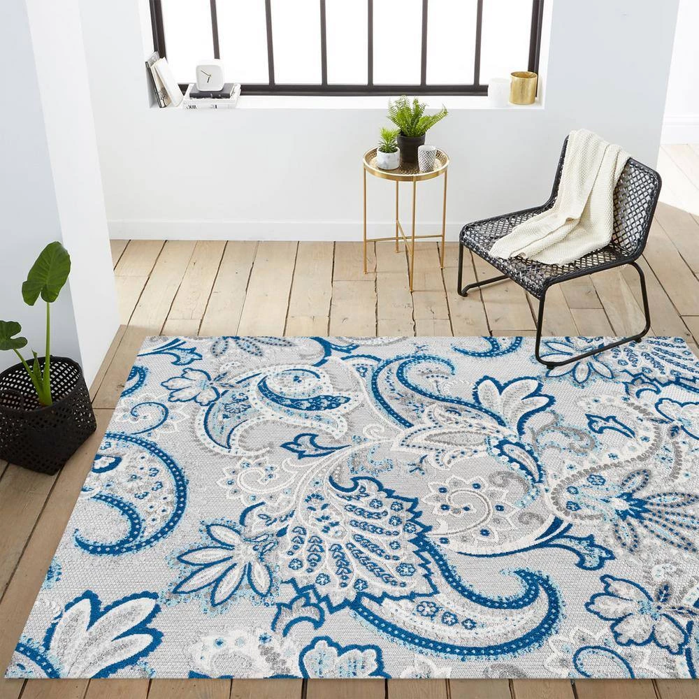 Gordes Paisley High-Low Light Gray/Blue 8 ft. x 10 ft. Indoor/Outdoor Area Rug by JONATHAN Y - Image 4