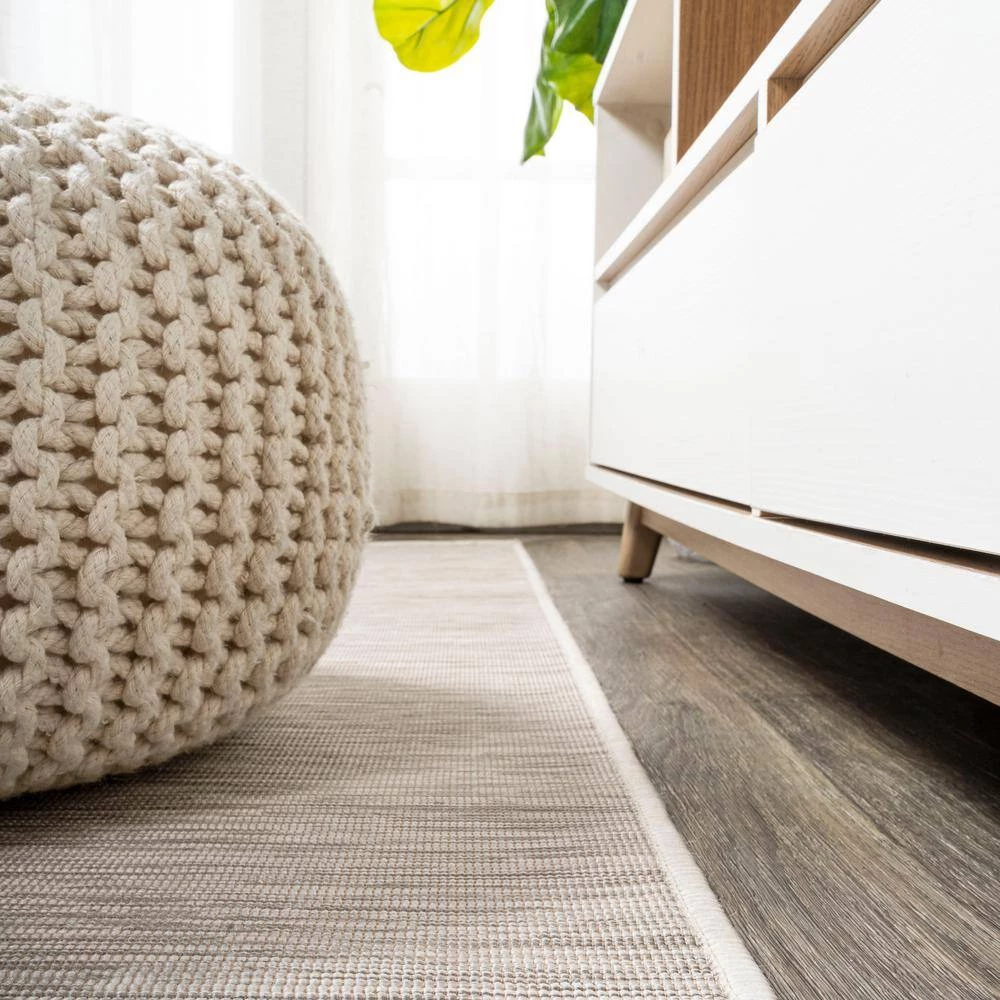 Ethan Modern Flatweave Light Gray 6 ft. 7 in. Solid Round Indoor/Outdoor Area Rug by JONATHAN Y - Image 8