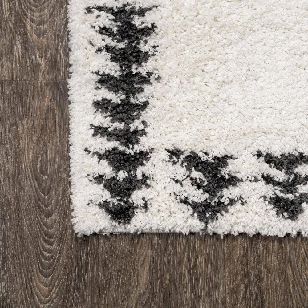 Calvia Moroccan Diamond Shag White/Black 5 ft. x 8 ft. Area Rug by JONATHAN Y - Image 10